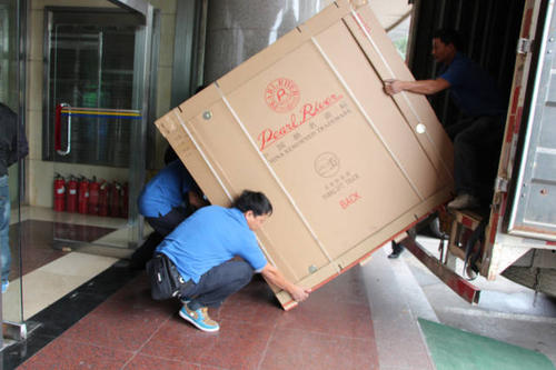 新政镇钢琴贵重工艺品无忧运